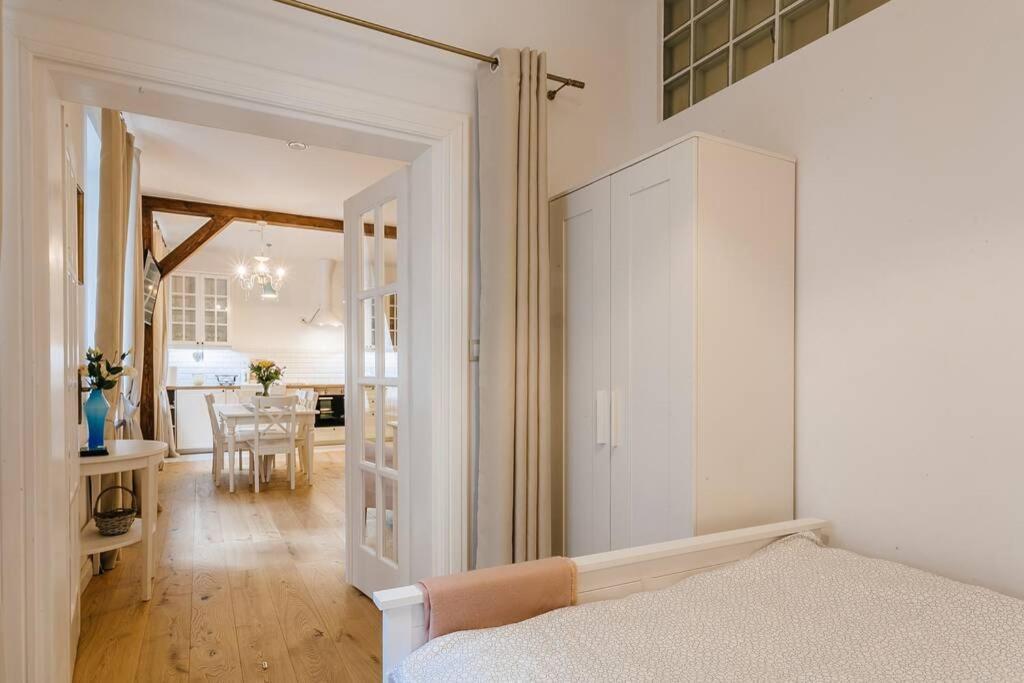 Old Town Apartment Delux クラクフ エクステリア 写真