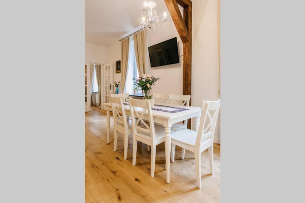 Old Town Apartment Delux クラクフ エクステリア 写真